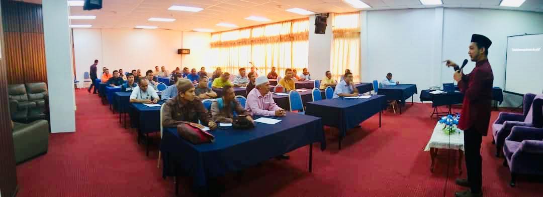 Kursus praktikal Solat anjuran BAKI