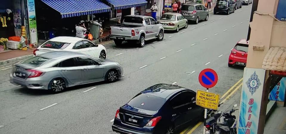 TINDAKAN PEMERIKSAAN ADUAN KESESAKAN LALULINTAS