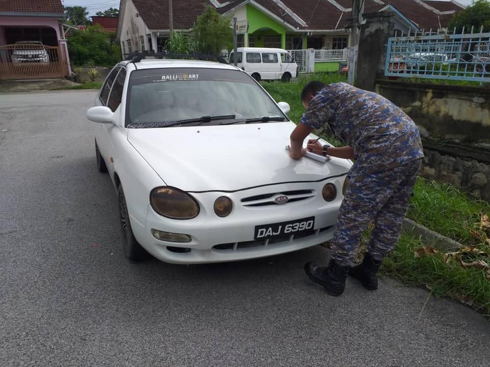 PEMERIKSAAN ADUAN BERKAITAN (HALANGAN KENDERAAN TERBIAR)
