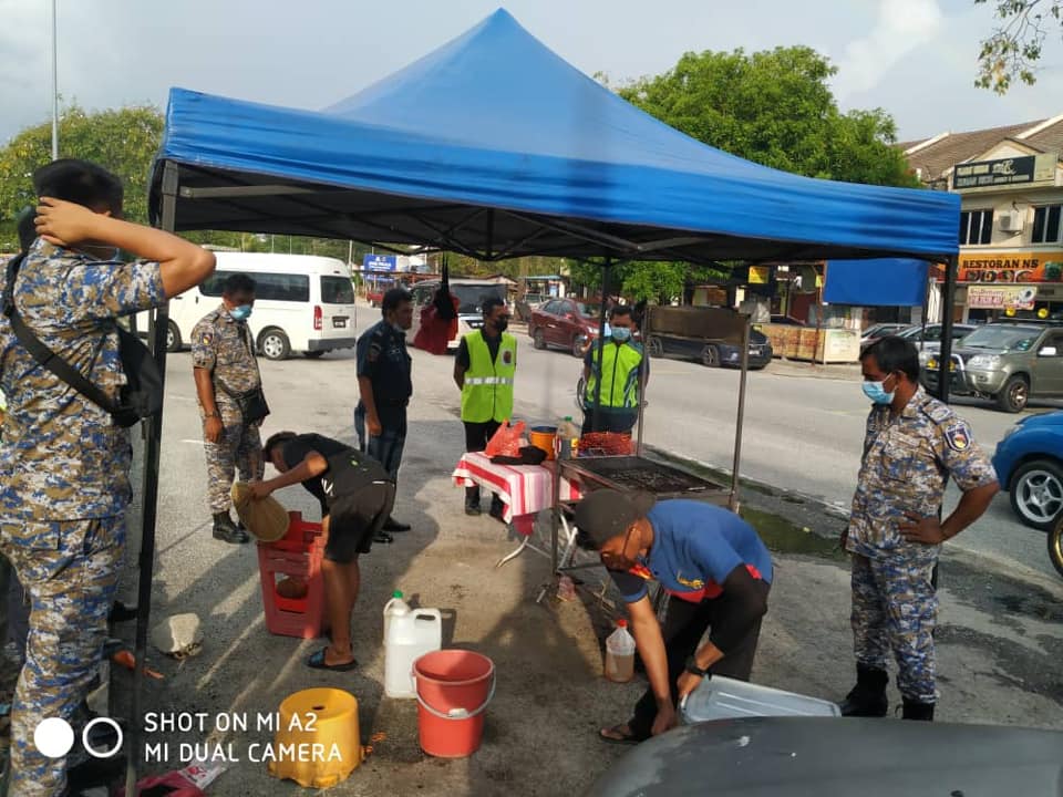 ADUAN PENJAJA TANPA LESEN 