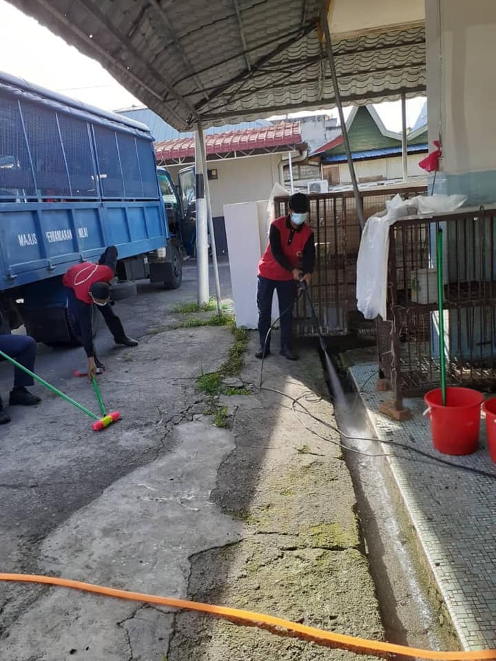 PEMBERSIHAN PASAR-PASAR AWAM