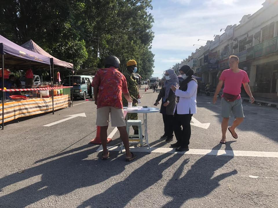 PEMANTAUAN & PEMATUHAN SOP PASAR MALAM