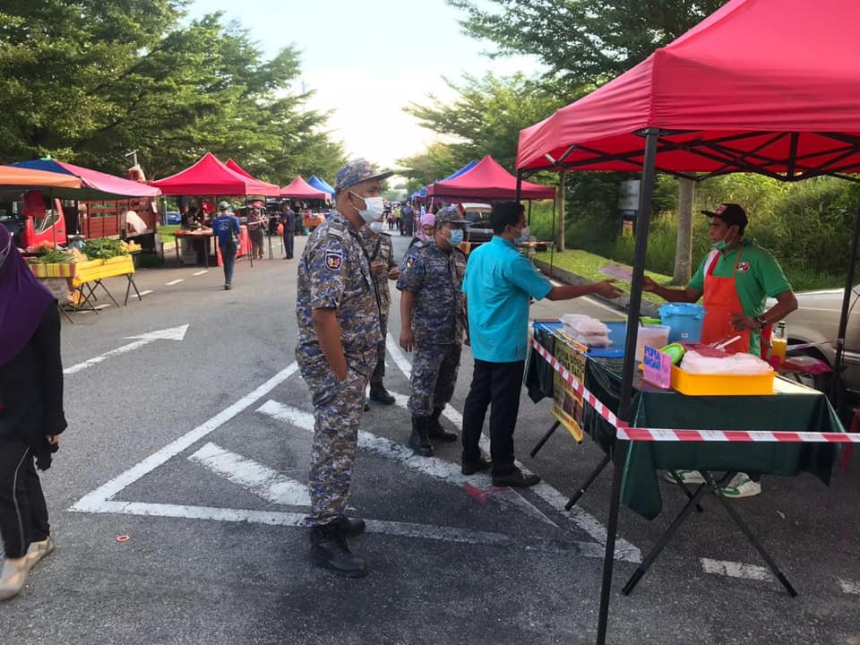 PEMANTAUAN & PEMATUHAN SOP PASAR MALAM