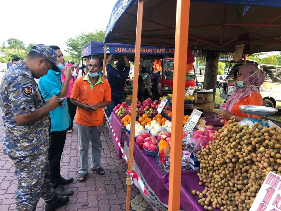 PEMANTAUAN & PEMATUHAN SOP PASAR TANI