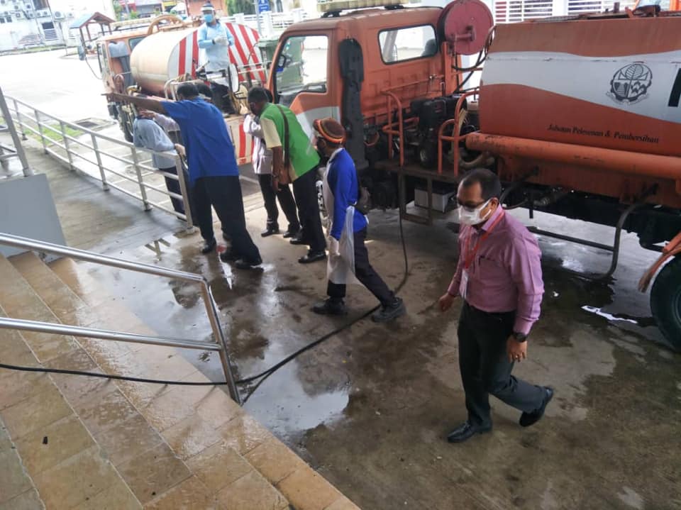 DISINFEKSI KAWALAN NOVEL CORONAVIRUS COVID -19