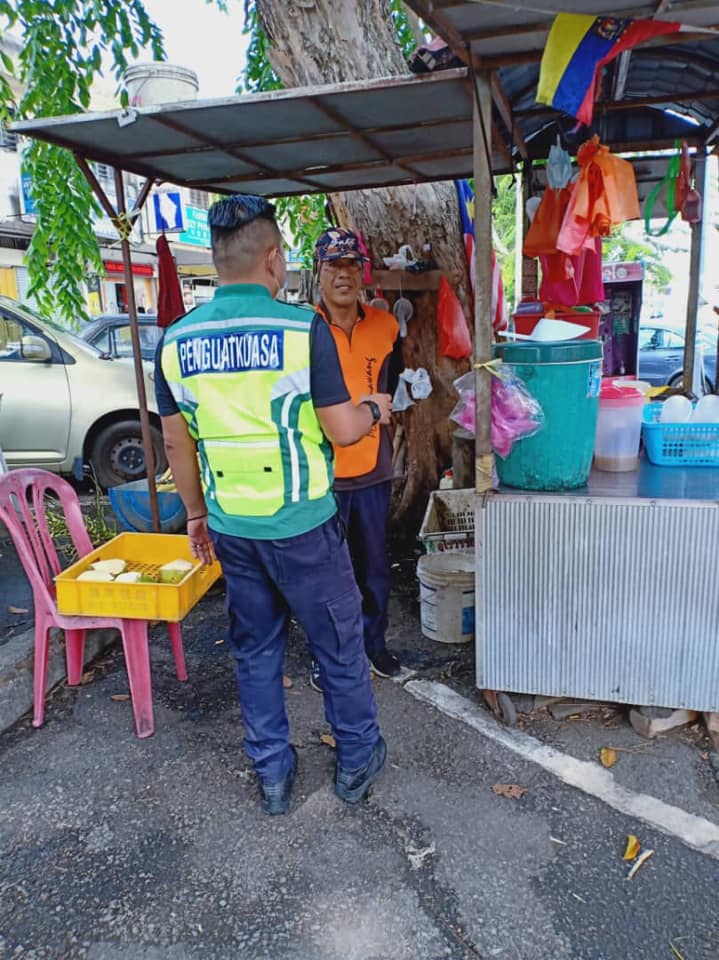 PEMANTAUAN DAN PEMATUHAN AKTIVITI PENJAJA