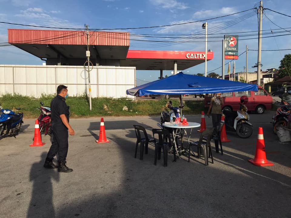 OPERASI PEMERIKSAAN SUHU & PEMATUHAN JARAK SOSIAL