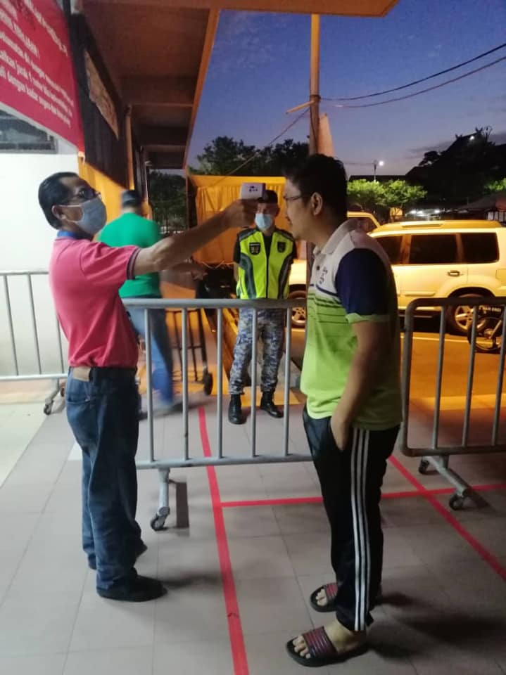 OPERASI PEMERIKSAAN SUHU & PEMATUHAN JARAK SOSIAL