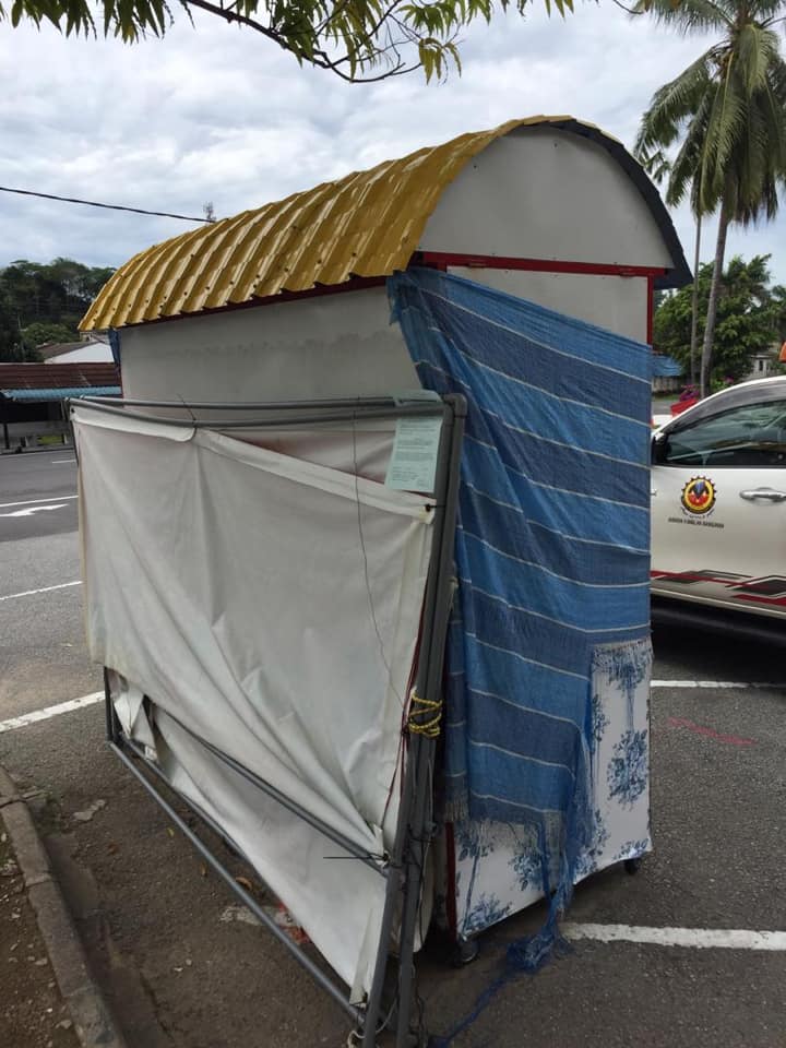 NOTIS ALIH BARANG-BARANG PERNIAGAAN DI TEMPAT AWAM