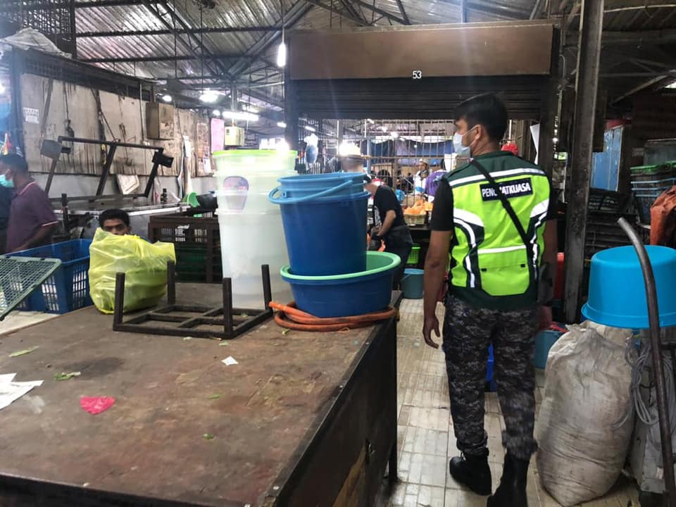 PEMANTAUAN & PEMATUHAN PASAR AWAM