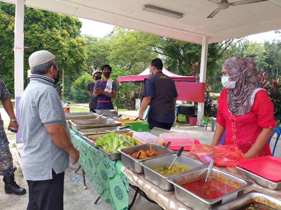 PEMANTAUAN PEMATUHAN PERINTAH KAWALAN PERGERAKAN DI PREMIS MAKANAN