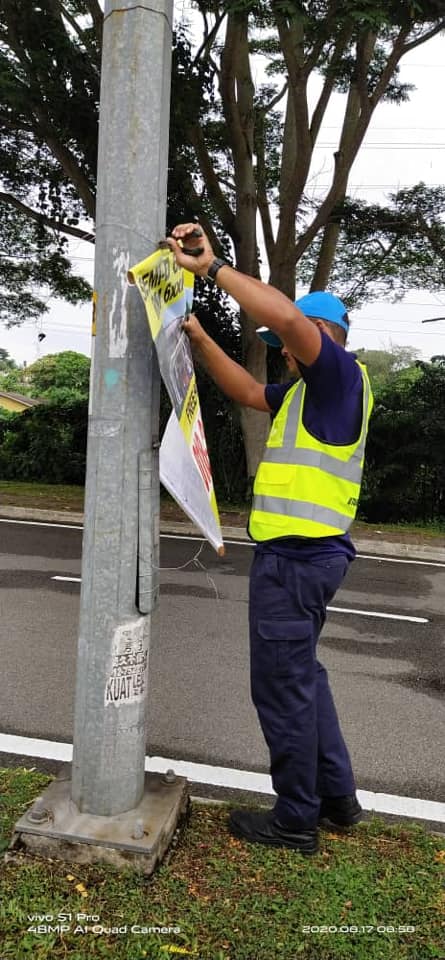 KERJA-KERJA MENURUNKAN POSTER, BUNTING, BANNER HARAM & TAMAT TEMPOH