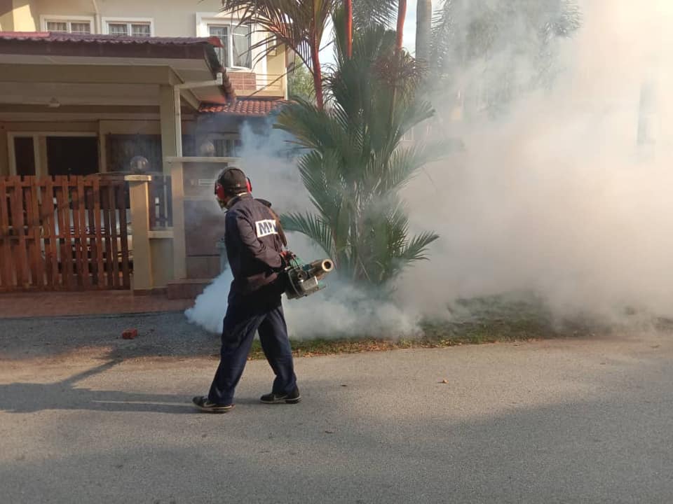 AKTIVITI KAWALAN DEMAM DENGGI DALAM KAWASAN MBS