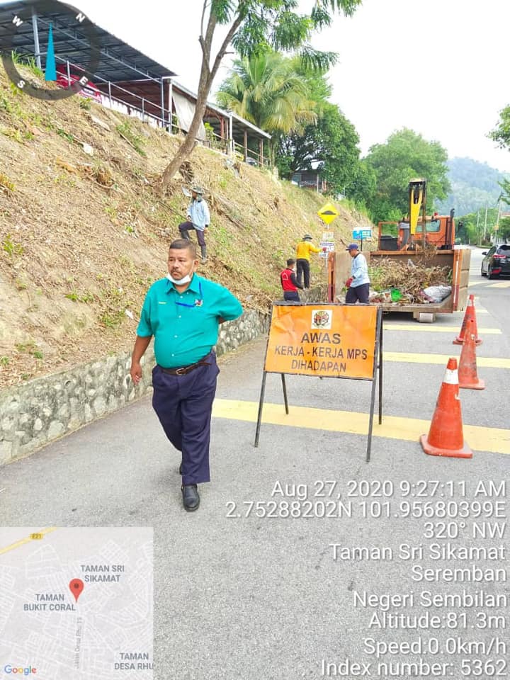 KERJA-KERJA PEMBERSIHAN LERENG BUKIT