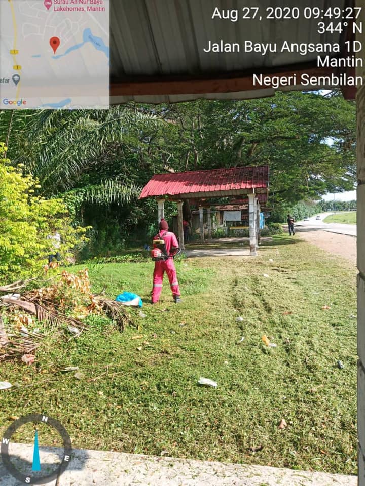 KERJA-KERJA PEMBERSIHAN GERAI MAJLIS