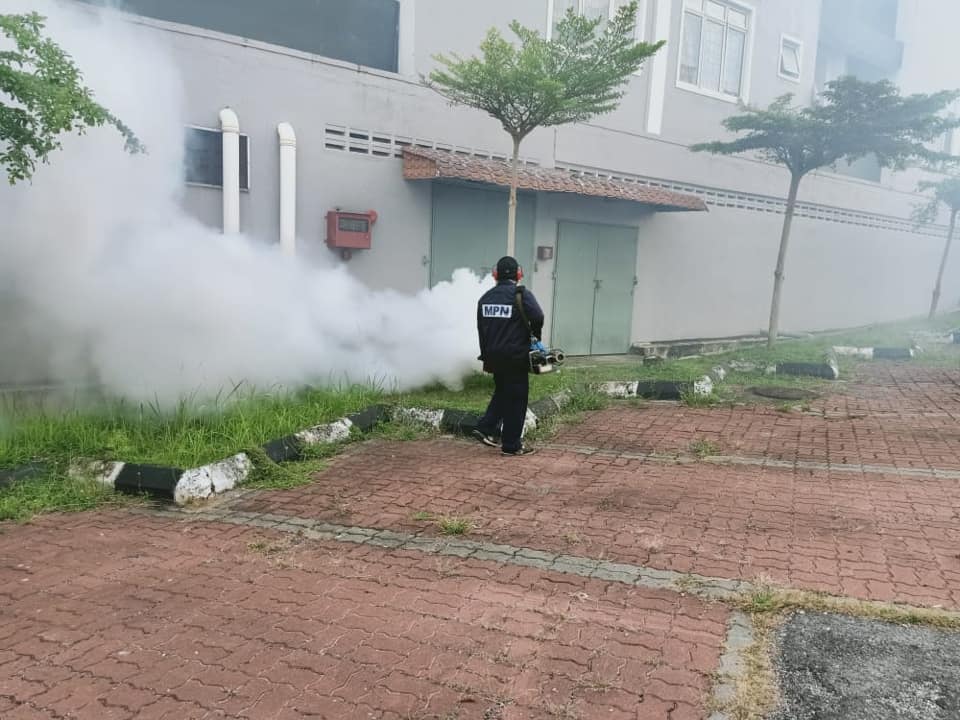 AKTIVITI KAWALAN DEMAM DENGGI DALAM KAWASAN MBS