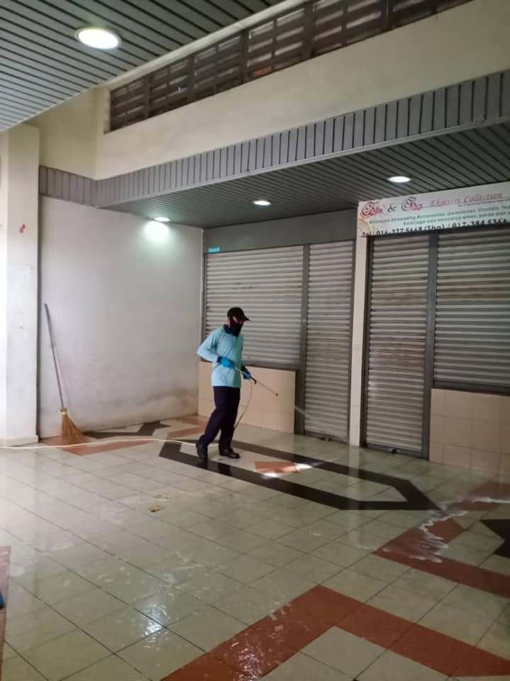 KERJA-KERJA PEMBERSIHAN INFRASTRUKTUR AWAM