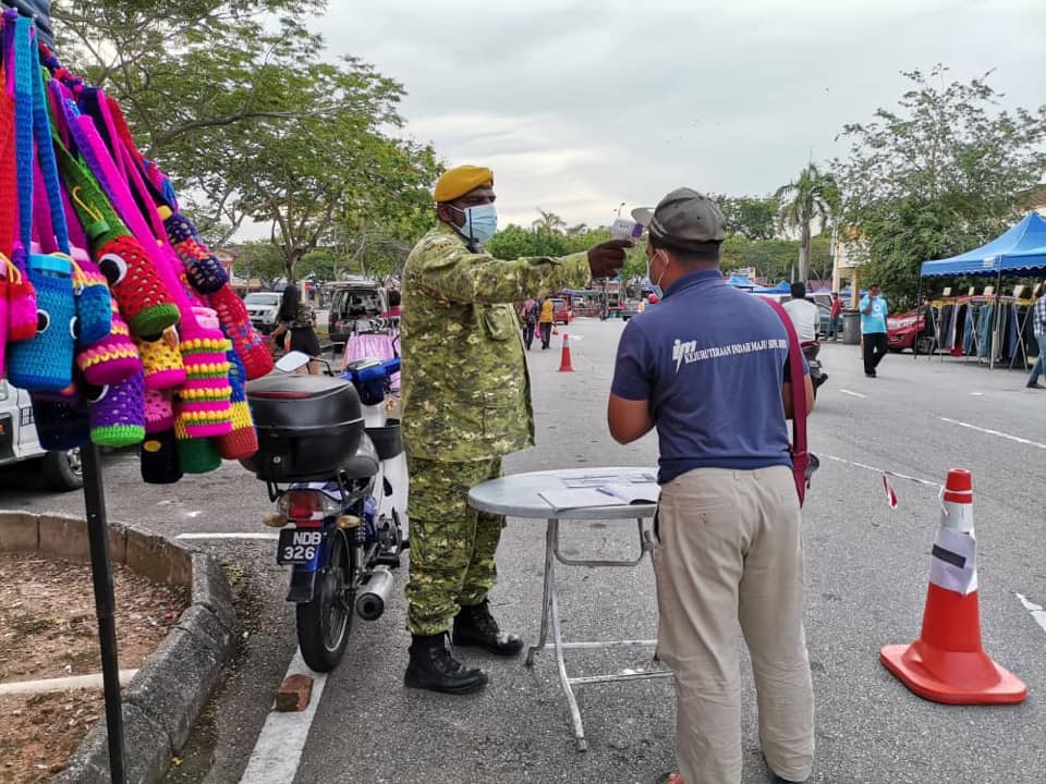 PEMANTAUAN PASAR MALAM DALAM KAWASAN MBS