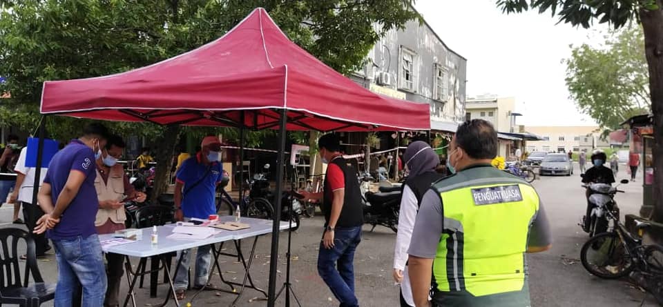 PEMANTAUAN PASAR MALAM DALAM KAWASAN MBS