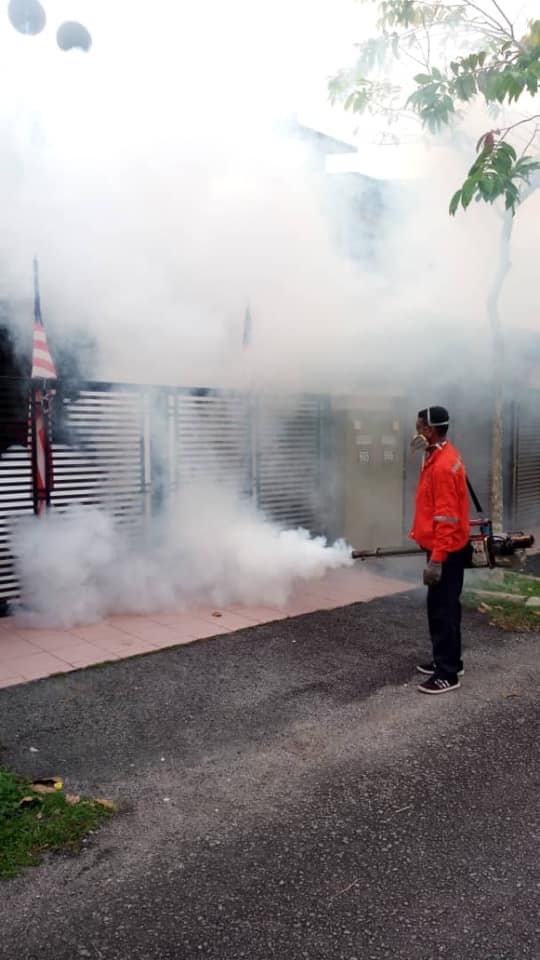 AKTIVITI KAWALAN DEMAM DENGGI DALAM KAWASAN MBS