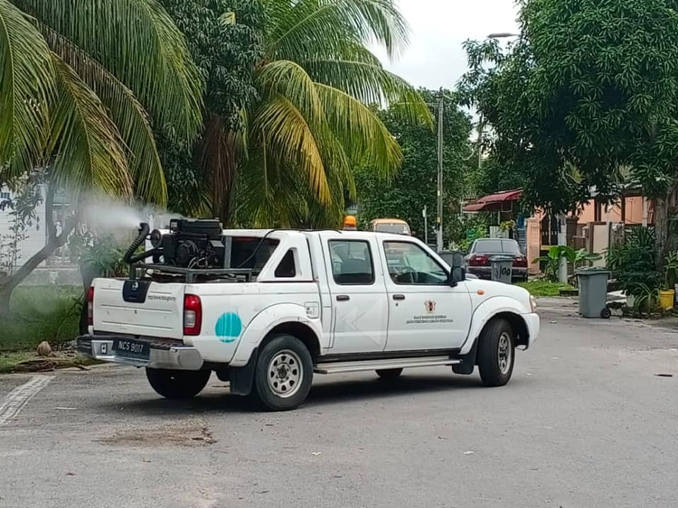 AKTIVITI KAWALAN DEMAM DENGGI DALAM KAWASAN MBS