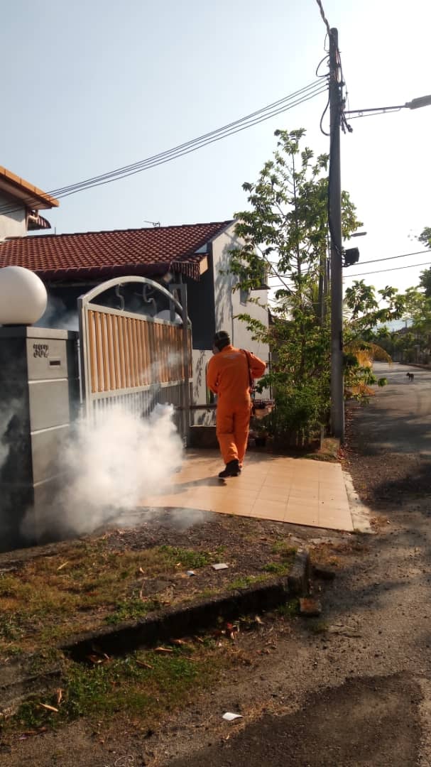 AKTIVITI KAWALAN DEMAM DENGGI DALAM KAWASAN MBS