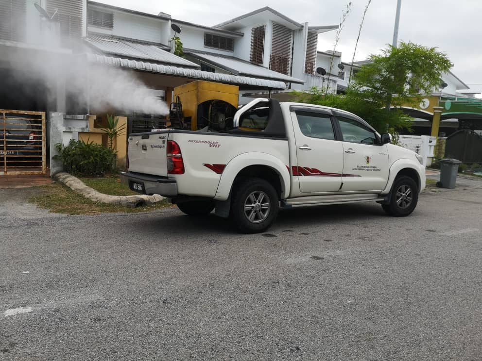 AKTIVITI KAWALAN DEMAM DENGGI DALAM KAWASAN MBS