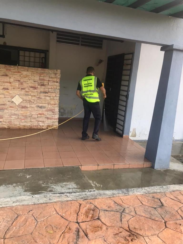 KERJA KERJA PEMBERSIHAN 