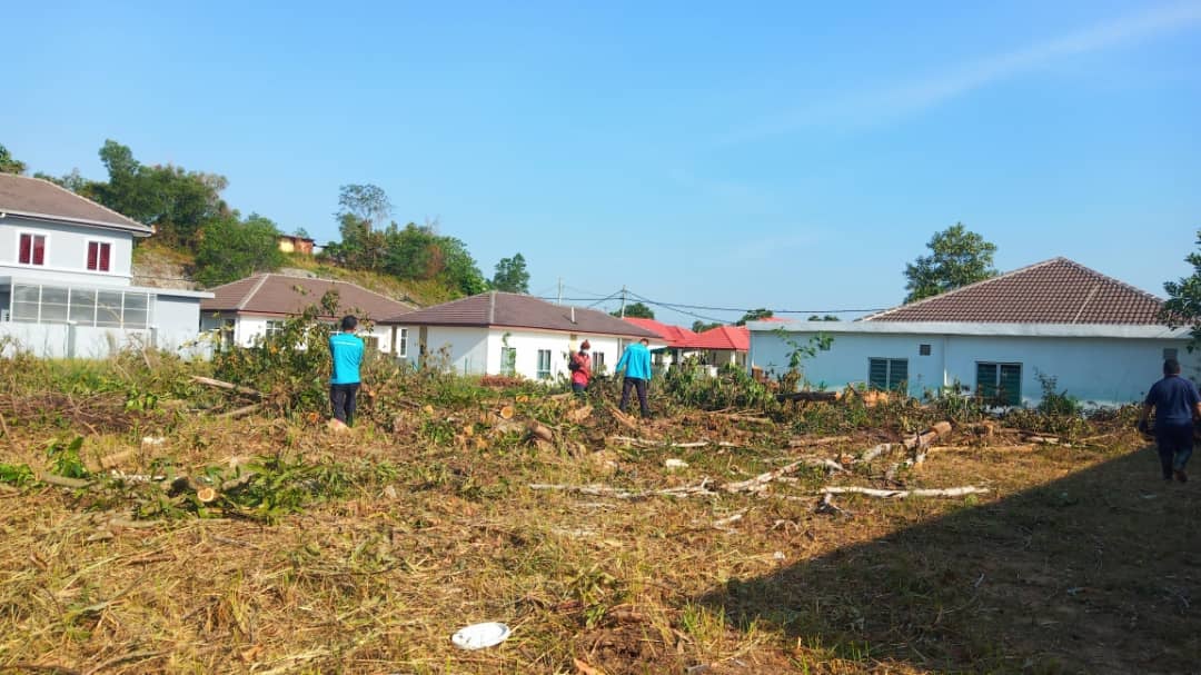 Jalan Tasik Senangin 7/15 Tmn Tasik Senangin