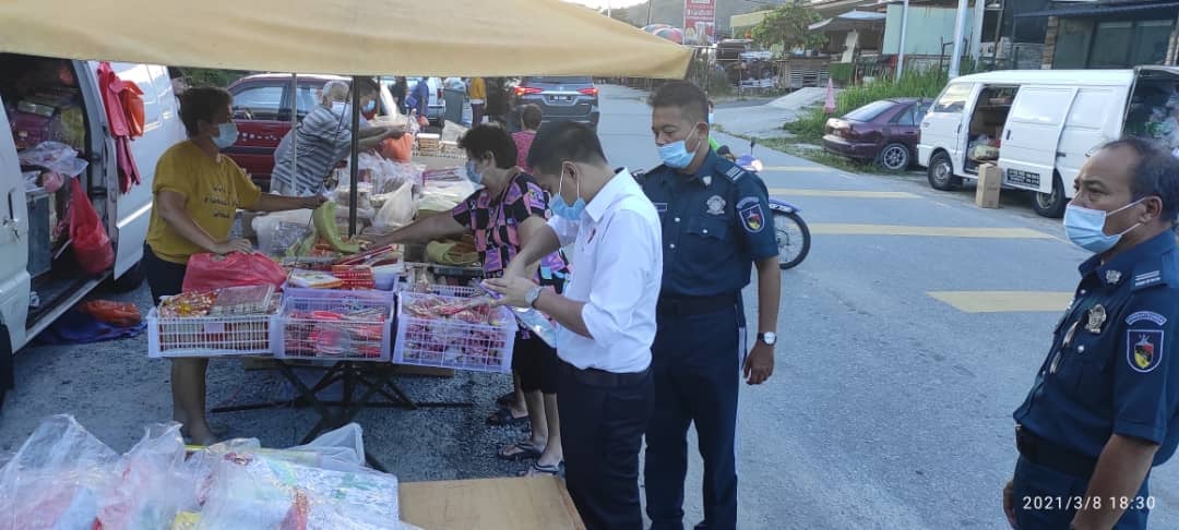 PASAR MALAM PEKAN BROGA
