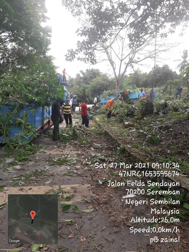 BALAI RAYA KG FELDA SENDAYAN