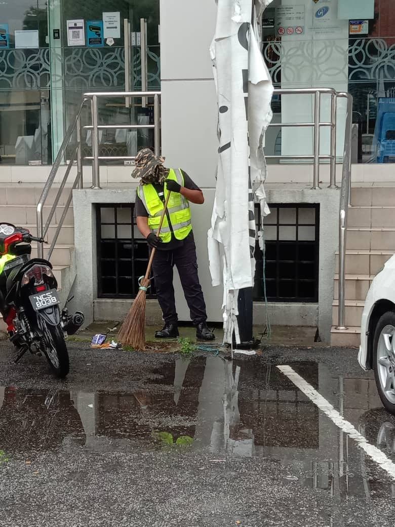 KERJA-KERJA PEMBERSIHAN