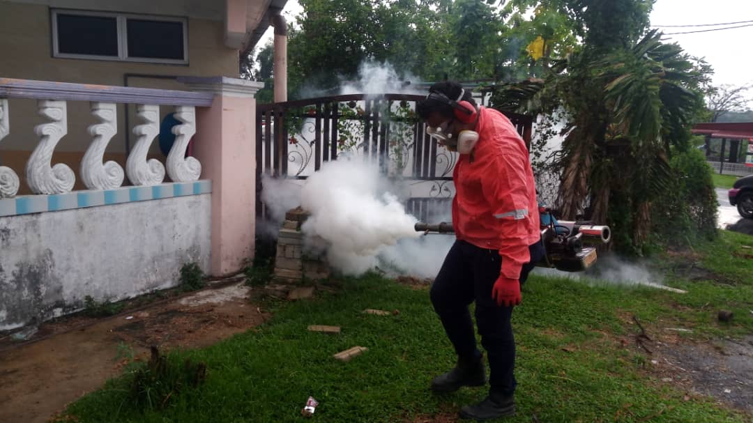 AKTIVITI KAWALAN DEMAM DENGGI DALAM KAWASAN MBS