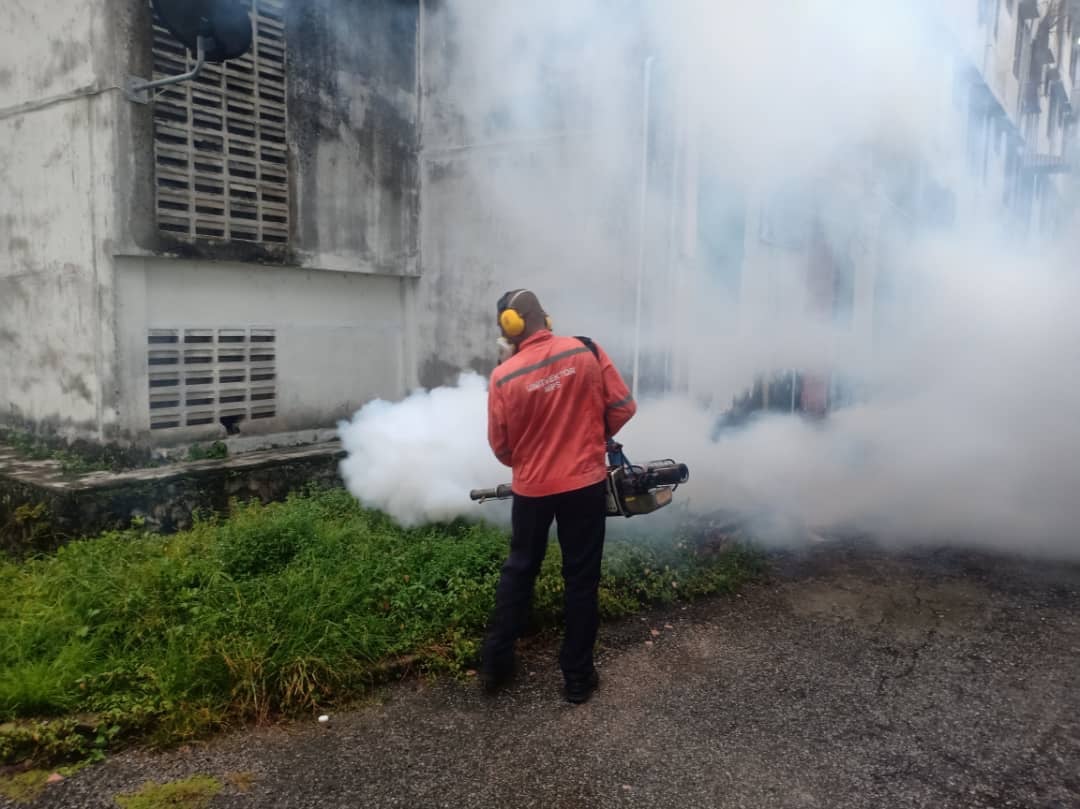 AKTIVITI KAWALAN DEMAM DENGGI DALAM KAWASAN MBS