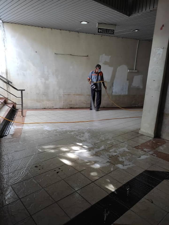  KERJA KERJA PEMBERSIHAN INFRASTRUKTUR AWAM