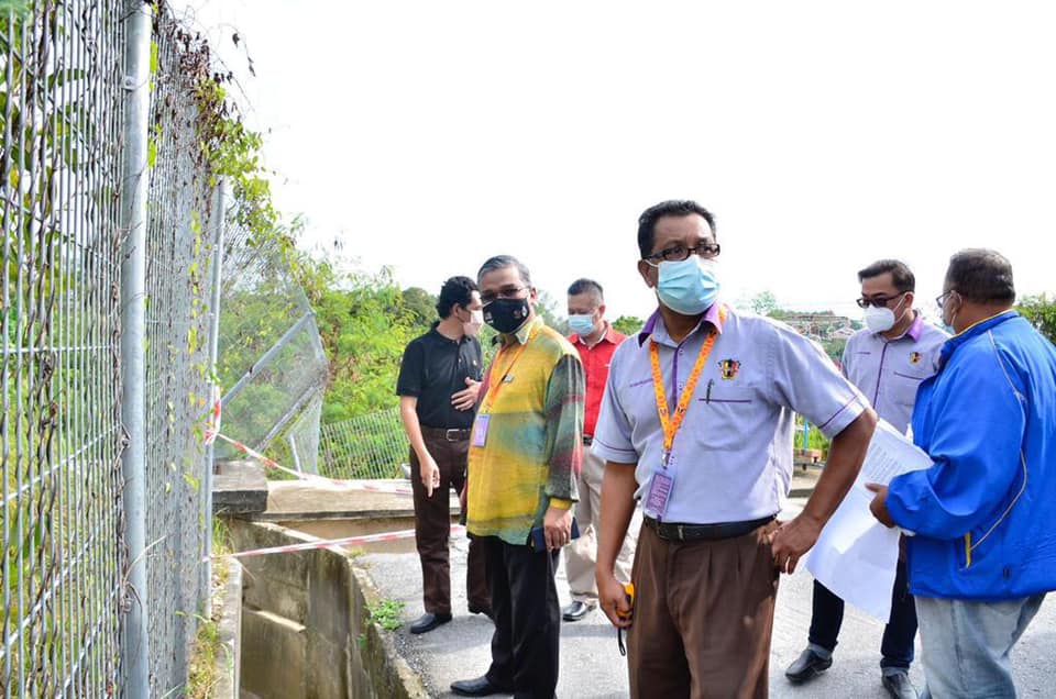 Lawatan Turun Padang Datuk Bandar Ke Taman Bukit Sarimban