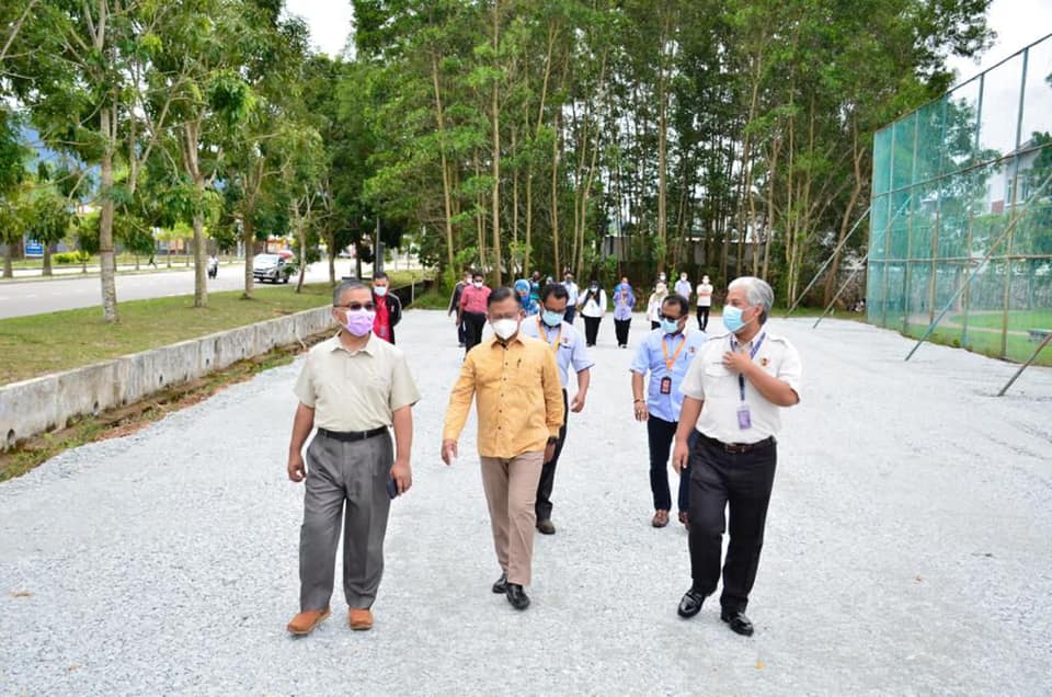 LAWATAN TURUN PADANG DATUK BANDAR