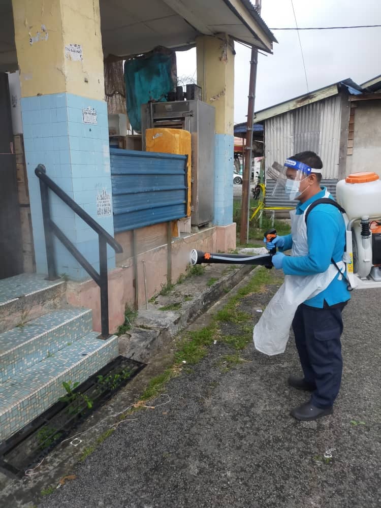 PEMBERSIHAN DAN SEMBURAN NYAHKUMAN (DISINFEKSI) KAWALAN NOVEL CORONAVIRUS COVID -19
