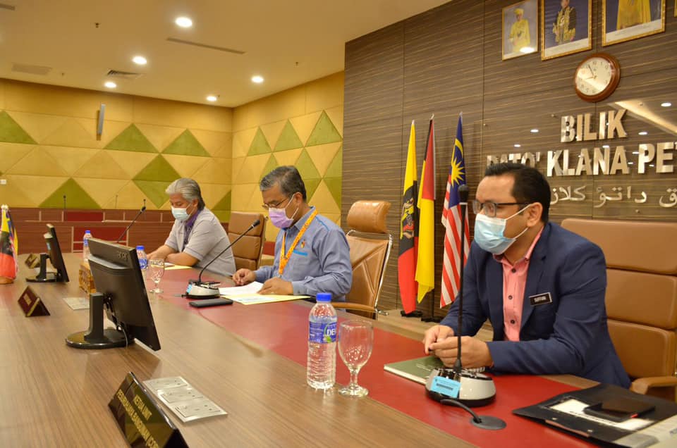 SEMINAR PENGURUSAN BANGUNAN BERSTRATA : PENGENALAN KEPADA SISTEM ECOB SECARA ATAS TALIAN