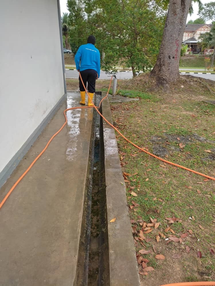 TANDAS AWAM TAMAN KEJIRANAN RASAH KEMAYAN, SEREMBAN.