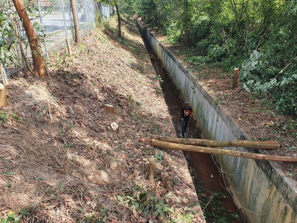 PEMANTAUAN PEMBERSIHAN LONGKANG MONSUN SECARA ONE OFF