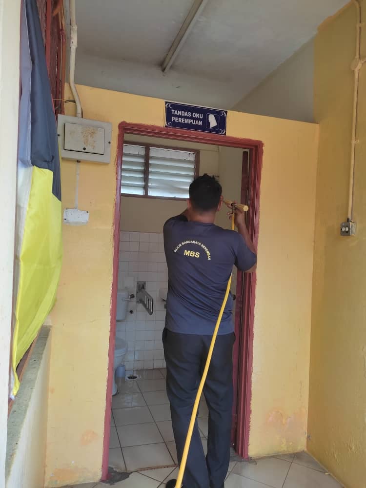 PEMBERSIHAN INFRASTRUKTUR AWAM