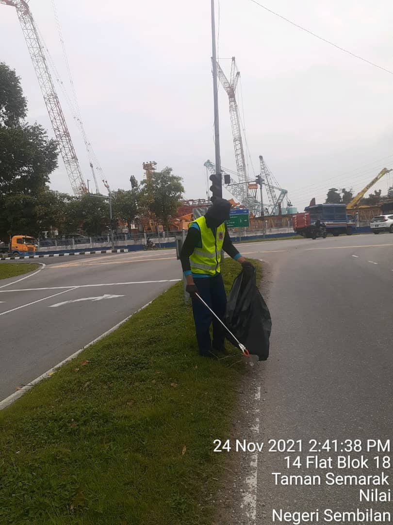  PEMBERSIHAN JALAN JKR