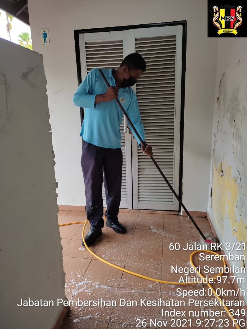 TANDAS AWAM TAMAN KEJIRANAN RASAH KEMAYAN, SEREMBAN.