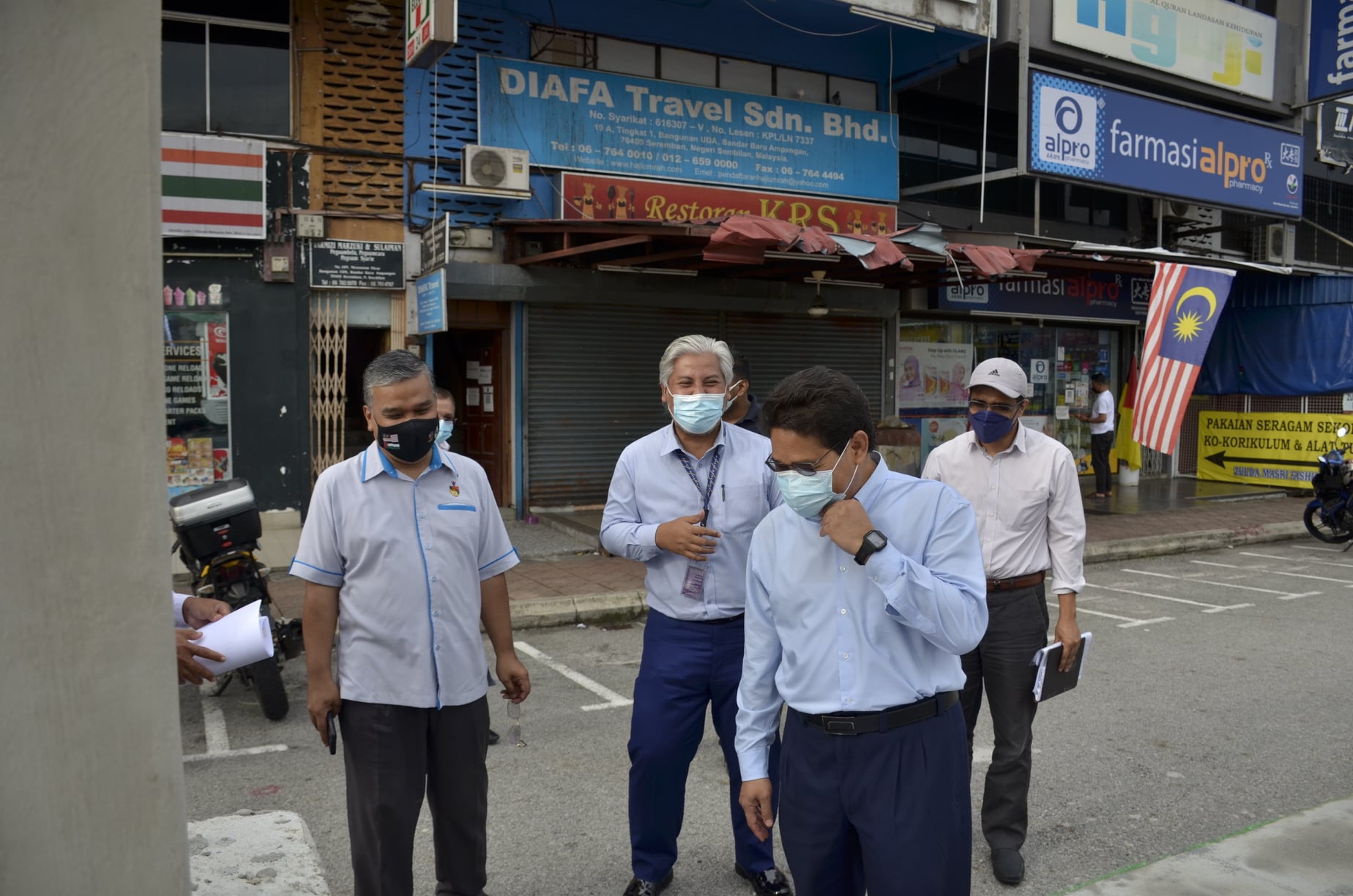 LAWATAN TURUN PADANG