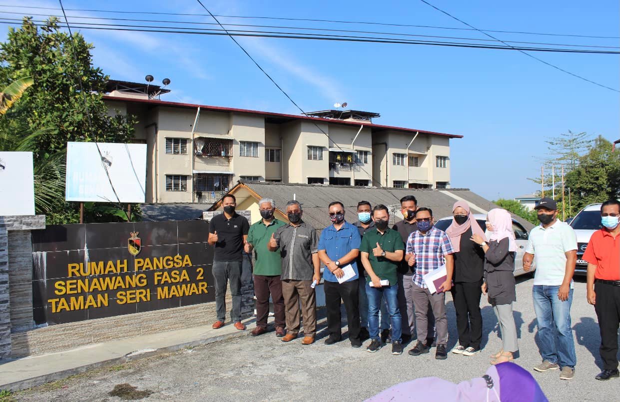 LAWATAN TURUN PADANG DATUK BANDAR KE RUMAH PANGSA SENAWANG 2