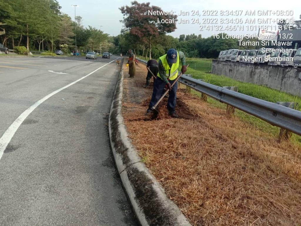  PEMBERSIHAN JALAN-JALAN SELIAAN JKR