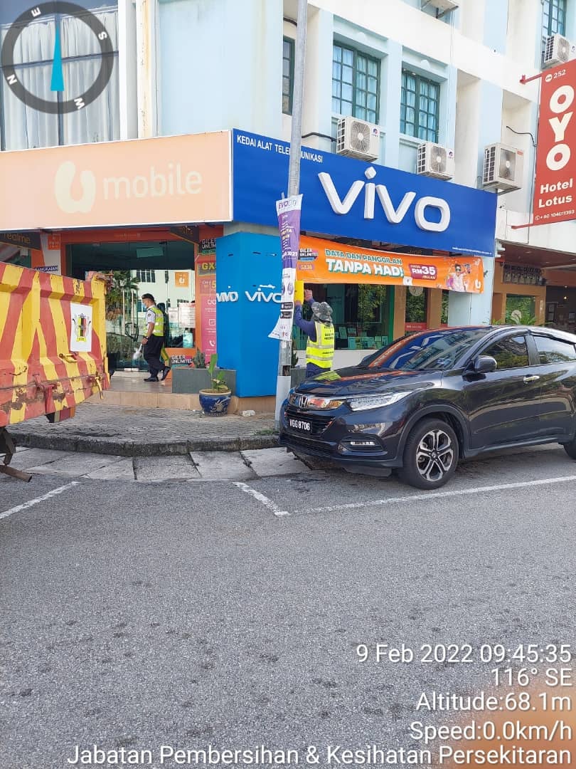 LAPORAN KERJA-KERJA MEMBUKA PAPAN IKLAN/BANTING/"BANNER"