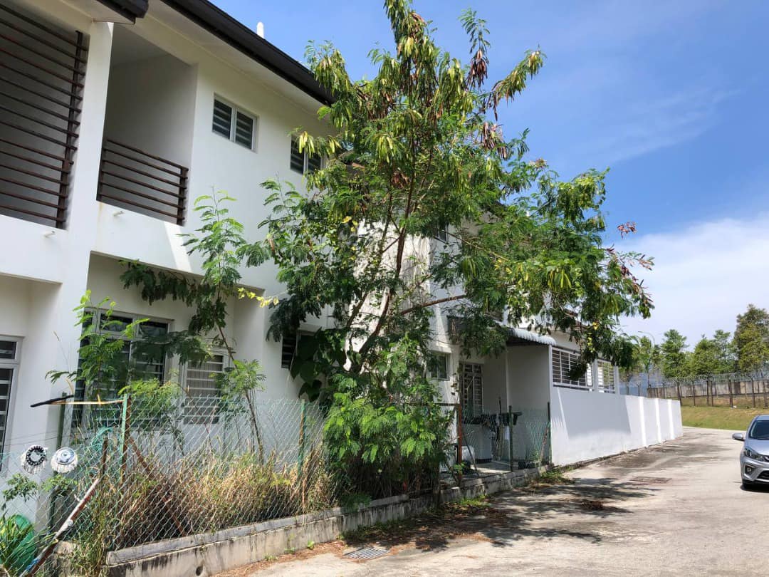 ADUAN MENGENAI KACAUGANGGU SEMAK SAMUN