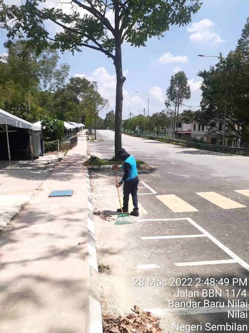 PEMBERSIHAN JALAN DI TEMPAT PELANCONGAN 